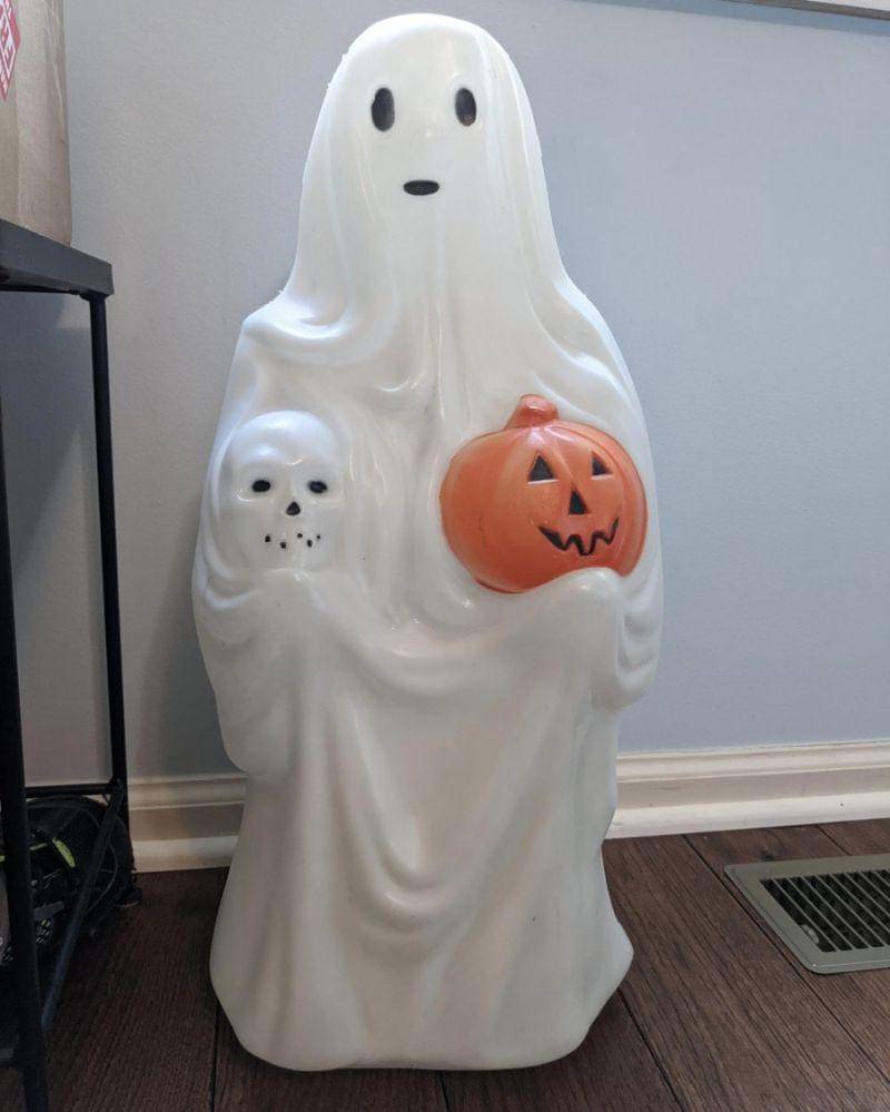 reddit.com/ghostygal